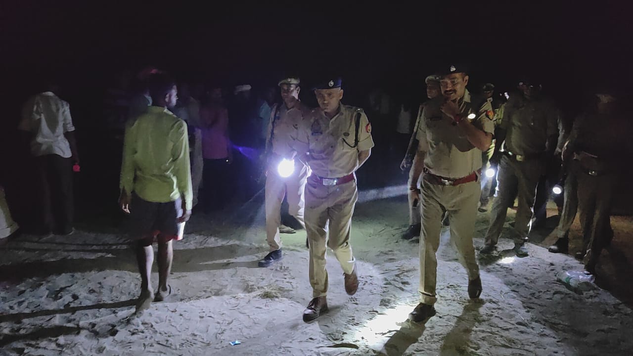 रामगंगा नदी में बड़ा हादसा: फसल बचाने गए परिवार के तीन लोग लापता, चार की जान बची