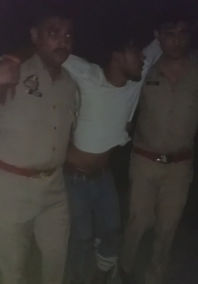 हरदोई में पुलिस मुठभेड़ में 25-25 हजार के दो इनामी बदमाश गिरफ्तार, एक घायल — एएसपी आलोक राज नारायण ने दी जानकारी