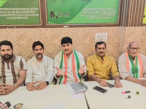 मनरेगा में 236 लाख की वित्तीय अनियमितता पर ग्राम विकास आयुक्त की बड़ी कार्यवाही, पर अब तक नहीं हुई कार्रवाई – आशीष कुमार सिंह