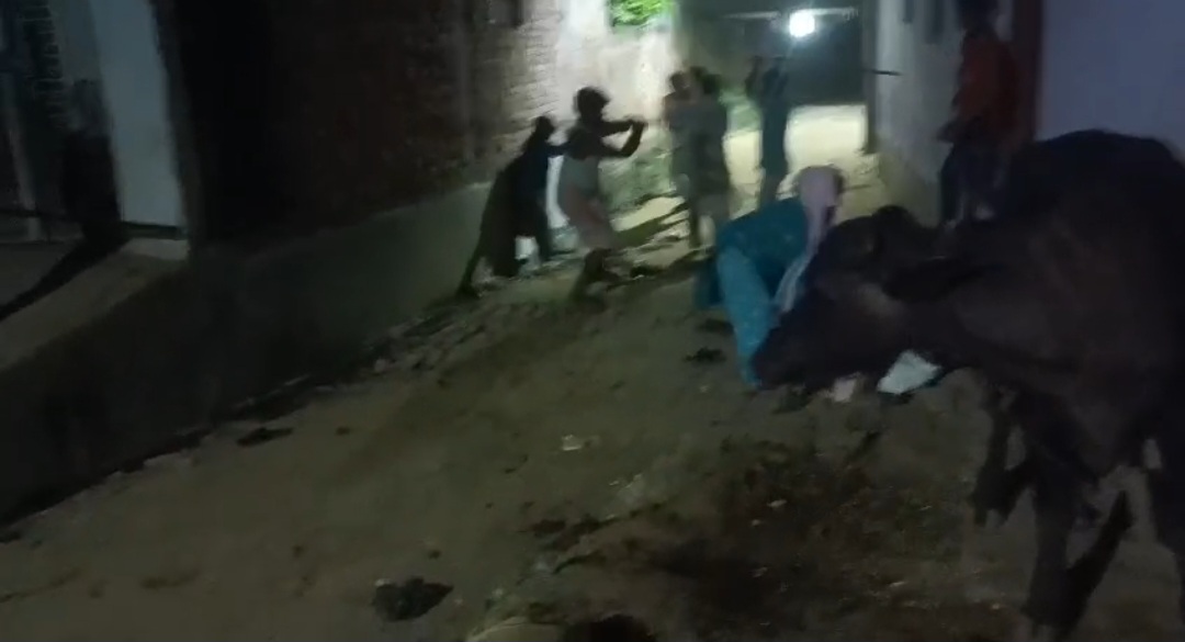 पिहानी में दो पक्षों के बीच जमकर हुई झड़प, कई घायल